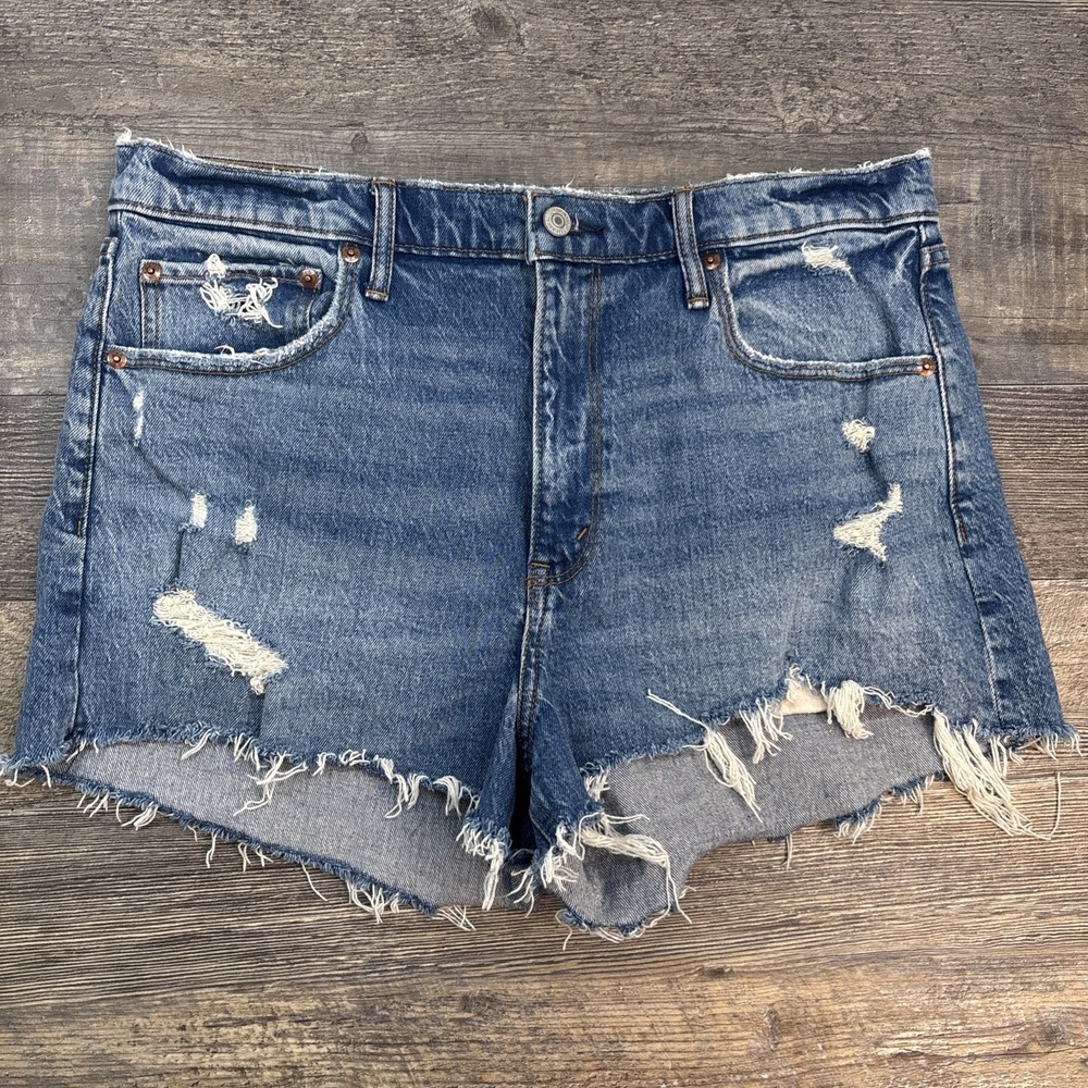 Abercrombie & Fitch Women's 32/14 The Mom Shorts High Rise Blue Distressed Denim